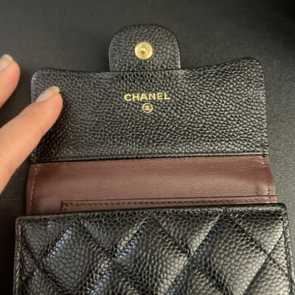 Chanel compact trifold wallet - Picture 4 of 11